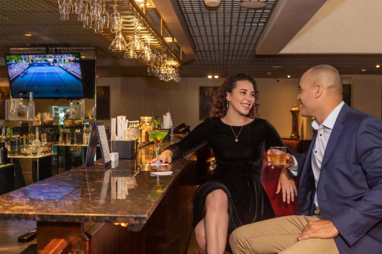 Casa Andina Premium Miraflores ลิมา ภายนอก รูปภาพ The bar at the 2019 National Restaurant Show