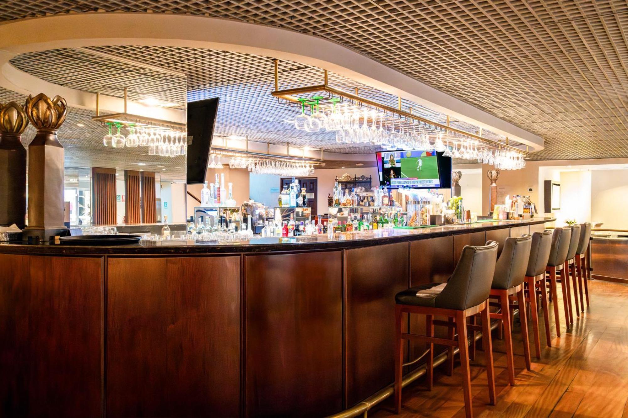 Casa Andina Premium Miraflores ลิมา ภายนอก รูปภาพ The bar at the 1905 Restaurant