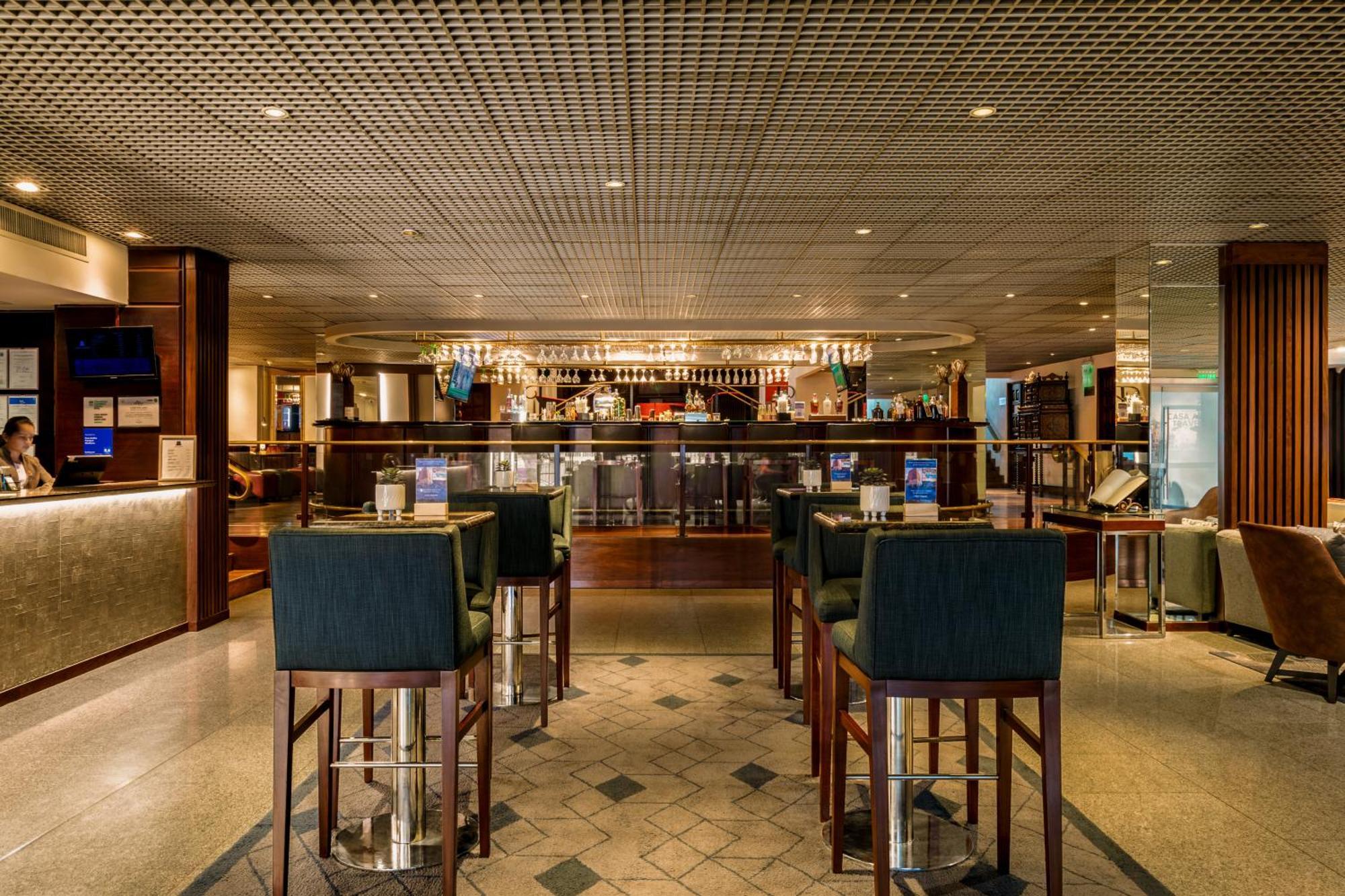 Casa Andina Premium Miraflores ลิมา ภายนอก รูปภาพ The bar at the lounge