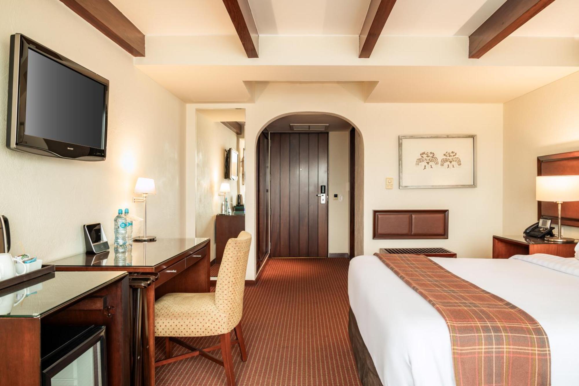 Casa Andina Premium Miraflores ลิมา ภายนอก รูปภาพ A guest room at the Hilton San Diego Bayfront